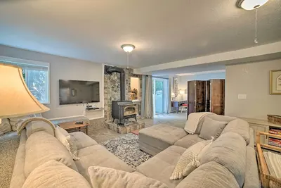 Image de Lovely Snohomish Studio Near Boating & Hiking