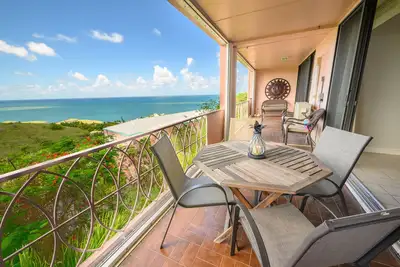 Image de Sneaky Pete's Condominium