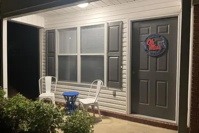 Image de Walking distance to Ole Miss Campus. Football, Baseball in the heart of Oxford.