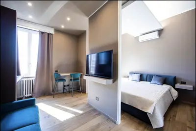 Image de New Suite With Balcony Located In The Heart Of Milan <br>Moscova. suites. apartments