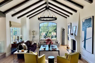 Image de Montecito - Ocean and Mountain Views - Total Renovation Completed!
