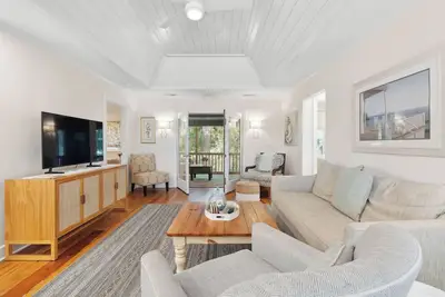 Image de 1016 Sparrow Pond Cottage by Akers Ellis Rentals