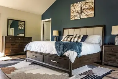 Image de Lux family retreat, hot tub, specular views. Spacious home on the golf course.