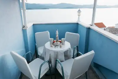 Image de Apartments Dragobratović - One Bedroom Apartment with Balcony and Sea View (Apartment 5)