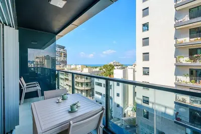 New 2br in Kompert by Holiday-rentals Safe Room