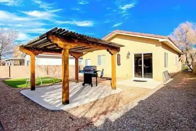 Image de Two bedroom home, located in the middle of Abq.