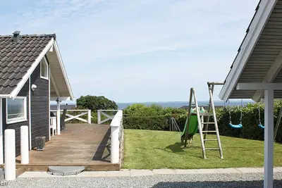 Image de Schönes Ferienhaus in 2. Reihe zum Strand
