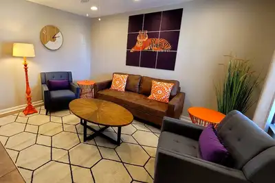 Image de Where the Tigers Stay - walking distance to campus