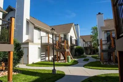 Image de Hotel Family Loft Suite. 1k2q Washer/Dryer. 10 min to downtown! !