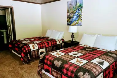 Image de Lynnhurst Resort Motel #9. . . Dog Friendly Jet Ski Rentals on site