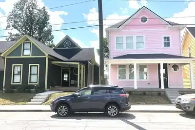 Image de It's All Good - Two Homes *Sleeps 18*