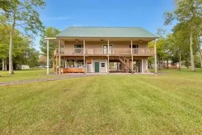 Image de Atchafalaya Ahnvee, a slice of heaven on the river