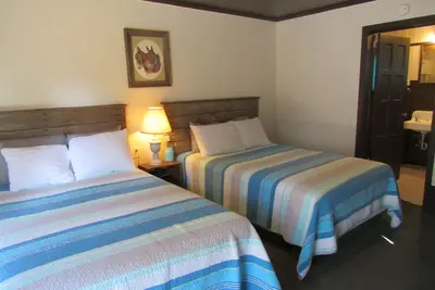 Image de Lynnhurst Resort Motel #6 - Dog Friendly - Jet ski Rentals on Site