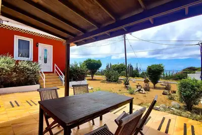 Image de Cottage with Ocean view at walking distance from popular beaches, Sero Colorado