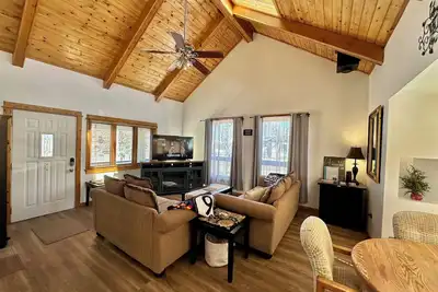 Image de Polar Express/2 blocks to Rt 66 /Stocked Kitchen/Great Beds