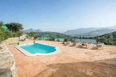 Belle maison à Algodonales avec WiFi
