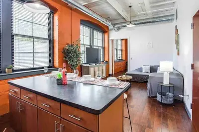 Image de ~2~ Ny Style Centric Loft with King Bed by Park av