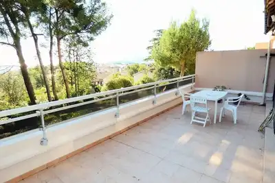Image de Grande terrasse avec vue mer! Parking privatif.