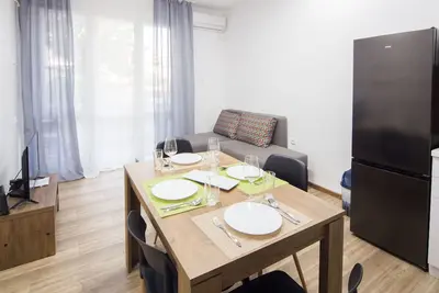 Image de Aleks Sunrise- Top Center, Sea Garden