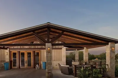 Image de Beautiful Home for a traveling professional or a simple getaway!