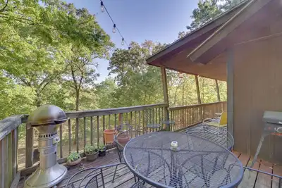 Image de Secluded Vian Retreat Close to Tenkiller Lake
