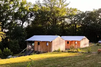 Image de Cabanes Lodges sur Pilotis Confort 33m² (2 ch) + Lave-vaisselle + Terrasse couverte 4 personnes