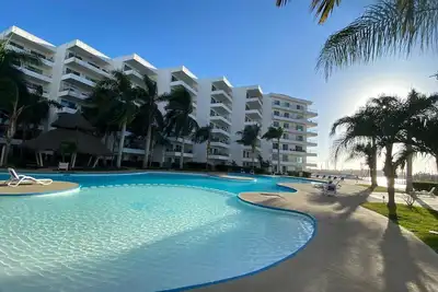 Departamento en planta baja en Costa Veleros
