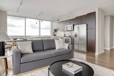 Image de Dreamy Chinatown/Theater District 2br w/ Gym & W/D, nr T, by Blueground