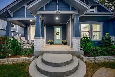 Image de The Poppy House with Huge Swim Spa - Downtown Georgetown