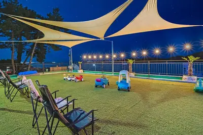 Image de Namhae Spring, Summer, Fall, Winter Pet-