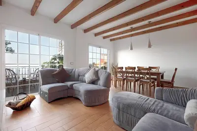 Image de Maison de vacances \"Casa Luz\" avec vue sur mer, bain à remous et Wi-Fi.