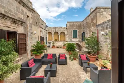 Image de Maison de vacances sans animaux \"La Corte Dei Templari Nicola\" avec terrasse et Wi-Fi