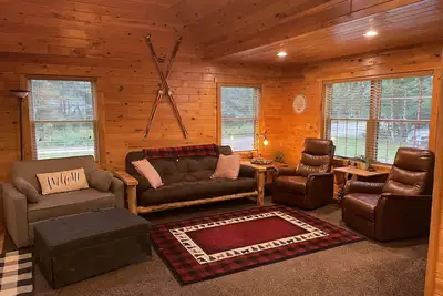 Image de Cozy cottage near snowmobile trail & sandy beach!