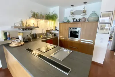 Image de Quartier Dock - Hall De La Major :. Cadre chic et luxueux avec vue mer