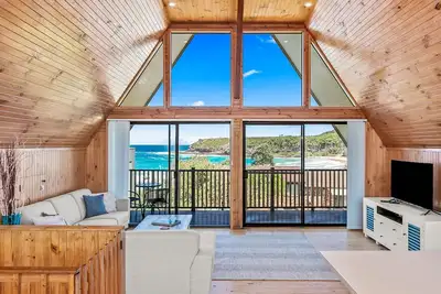 Image de Sea-renity Summary:<br>R