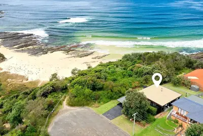Image de Bommie Coastal Headland - Stunning spacious home with the beach at your doorstep