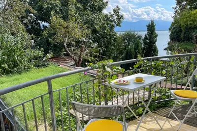 Image de Vacation apartment Idylle am See - Idyllic on the island with balcony directly on the lake