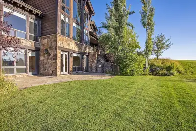 Image de Stunning Luxury Home With Incredible Views