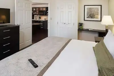 Image de Great Relaxing Overnight Stay! 3 Pet-friendly Units w/ Kitchen, Free Parking