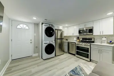 Image de Prince's Pad / Sleeps 4 / Luxury / Modern