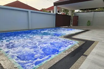 Image de Luxury Private Pool Villa with Jacuzzi & kid pool at Royal Park Village Jomtien