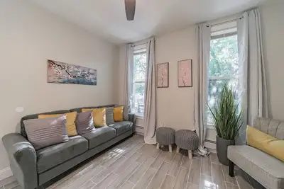 Image de Beautifully renovated comfy one bedroom apartment, -- minutes from Manhattan