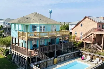 Image de Corolla 5 bed 3 bath ocean views, ocean side, a private heated pool and hot tub