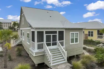 Image de Second Wind- Wmb: 4 Bedroom Home- Sleeps 12, Pet Friendly, Comm. Pool!