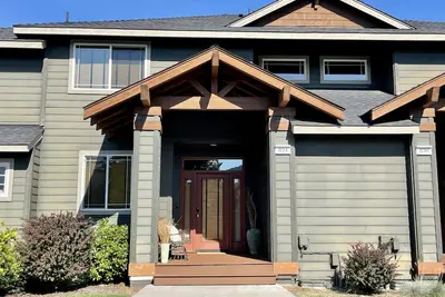 Image de Kid friendly Eagle Crest Townhome w/ private Hottub