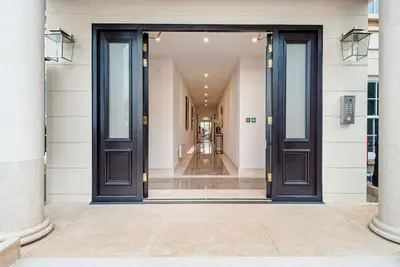 Image de High End 1 Br Apt, 2 Beds Desirable Chigwell