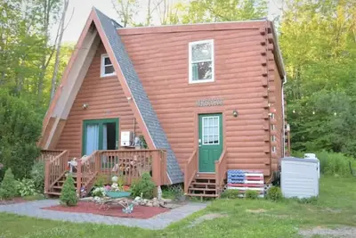 Image de Berkshires Cabin Steps to Lake