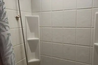 Image de Comfy 2010  Surveyor Rv, 2 bedrooms in Holiday Village in Quitman