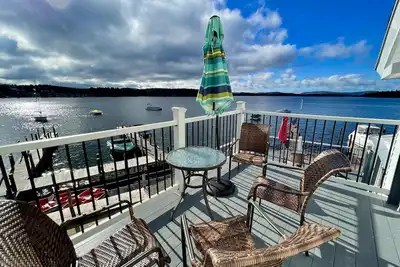 Image de Winni lakefront room @ Windrifter Yacht Club