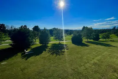 Image de Golf course/mountain views with lake access